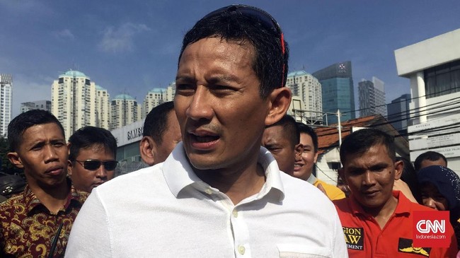 Sandiaga Uno menyatakan aksi coret-coret di dinding underpass Matraman, Jakarta Timur, tak bisa ditoleransi. Dinas Bina Marga diminta membersihkan coretan itu.