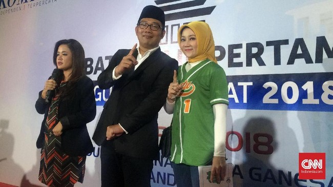 Istri Ridwan Kamil, Atalia Praratya, berpeluang masuk DPR dengan perolehan suara 234.065 di Dapil Jawa Barat I.