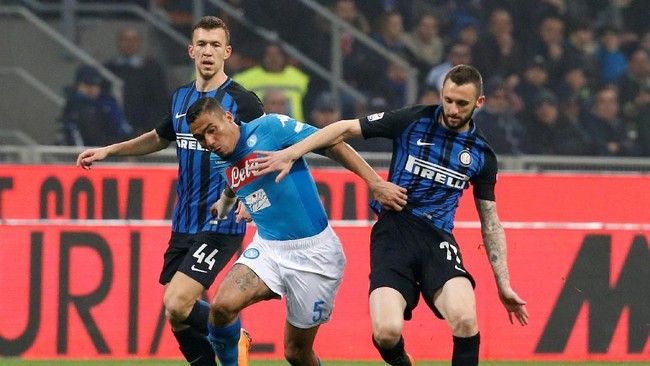 Duel Inter Milan lawan Napoli di Stadion Giuseppe Meazza, Minggu (11/3) berakhir imbang tanpa gol.