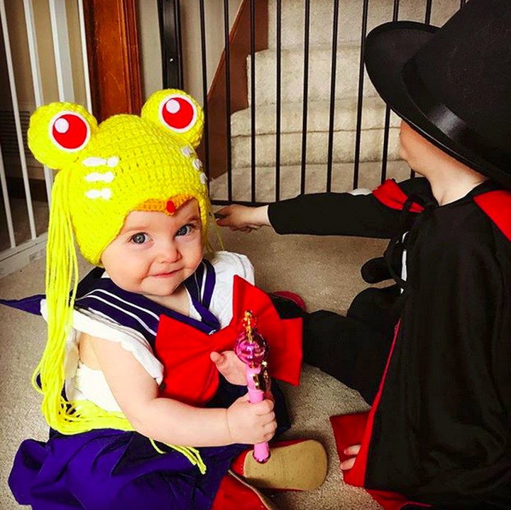 <p>"Dengan kekuatan bulan, akan menghukummu..." (Foto: Instagram/@meredithmonster)  </p>