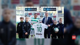 img-title VIDEO: Egy Maulana Gemetar Diperkenalkan Lechia Gdansk