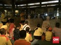 Lantun Doa Kader Berkarya untuk Tommy di Makam Soeharto
