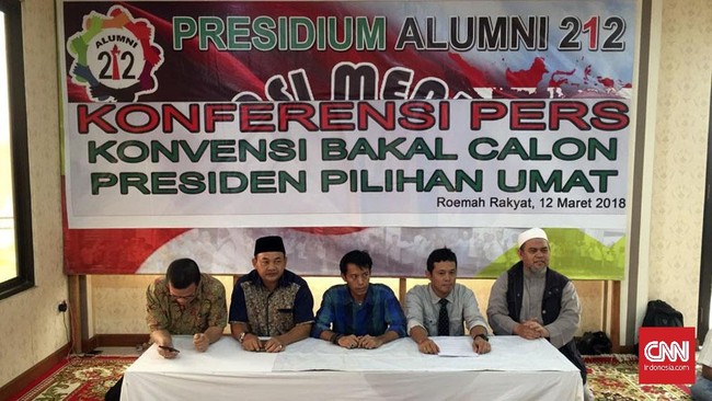 Presidium Alumni 212 melihat saat ini ada kecenderungan hanya akan ada calon tunggal di Pilpres 2019 yakni Jokowi. Konvensi digelar untuk calon alternatif.