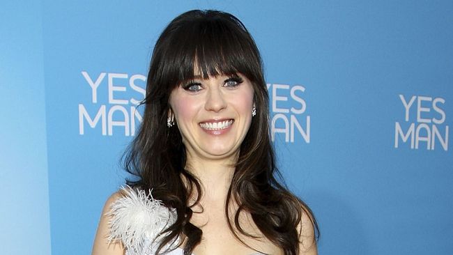 Zooey Deschannel Jadi Belle Di Broadway Beauty And The Beast