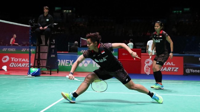 Tim bulutangkis Indonesia lolos ke perempat final Piala Sudirman 2019 dengan status juara Grup 1B meski kalah 2-3 dari Denmark, Rabu (22/5).