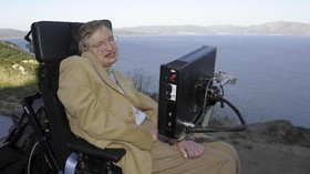 Apa Kata Stephen Hawking Soal Keberadaan Tuhan?