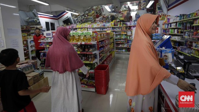 Koperasi Syariah 212 Mart menawarkan keuntungan yang besar bagi para anggota koperasi yakni mencapai 10-15 persen dari total modal disetor per tahun.
