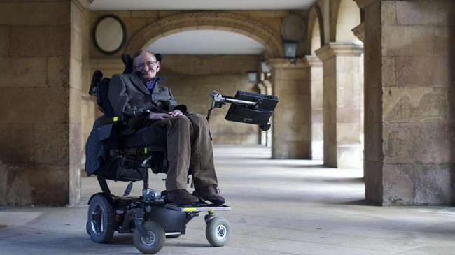 Stephen Hawking menyelesaikan jurnal terakhir sepuluh akhir sebelum kematiannya yang meramalkan soal akhir dari semesta dan mengungkap pembuktian multiverse.