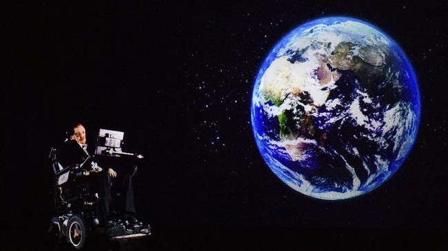 Kosmolog Stephen Hawking merilis berbagai teori ilmiah yang sejauh ini belum terbukti nyata, termasuk soal multiverse dan Tuhan.