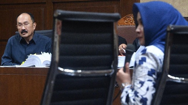 Saksi dokter Alia mengaku mengundurkan diri dari RS Medika lantaran tak nyaman dengan kondisi tempat kerja pascainsiden Setnov.