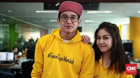 Tangisan Adipati Dolken dan Vanesha Usai Teman Tapi Menikah