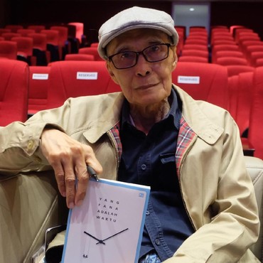 Sastrawan Sapardi Djoko Damono Meninggal Dunia