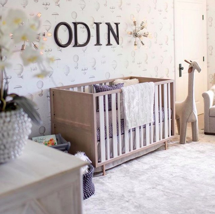 <p>Begini kerennya kamar bayinya Nick Carter, mantan anggota Backstreet Boys. Ruangannya memiliki desain dan warna yang netral. (Foto: Instagram @laurenkittcarter)</p>