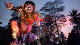 FOTO: Festival Ogoh-ogoh Nusantara Sambut Hari Raya Nyepi Jelang Hari Raya Nyepi, Ogoh-Ogoh diarak oleh sejumlah pemuda sebagai simbol hilangnya aura negatif, sehingga umat dapat beribadah dengan hening dan damai.