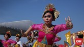 FOTO: Mengarak Bhuta Kala di Tepi Pantai Festival Ogoh-ogoh, budaya mengenyahkan roh jahat yang biasa dilakukan menjelang Hari Raya Nyepi di Bali, juga diselenggarakan di Jakarta, tepatnya di Ancol.