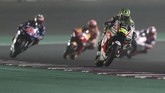 FOTO: Kejutan Zarco di Kualifikasi MotoGP Qatar 2018 Pebalap Tech3 Yamaha Johann Zarco membuat kejutan dengan meraih pole balapan MotoGP Qatar 2018 yang akan digelar di Sirkuit Internasional Losail, Minggu (18/3).