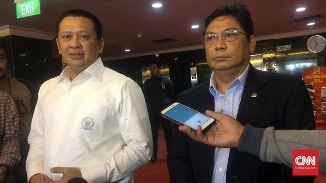 Ketum PDIP Megawati menujuk Utut Adianto untuk mengisi jabatan wakil ketua DPR RI. Ketua DPR Bamsoet memastikan Utut akan dilantik besok.