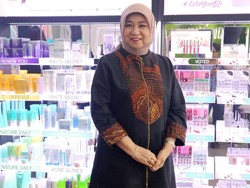 Nurhayati Subakat Jual Wardah dari Pintu ke Pintu, Kini Punya 10.000 Karyawan