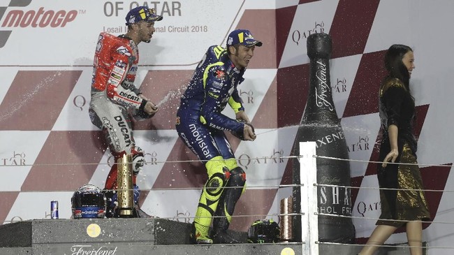 Balapan MotoGP Doha 2021 di Sirkuit Losail bisa memiliki dua cerita berbeda bagi Valentino Rossi.