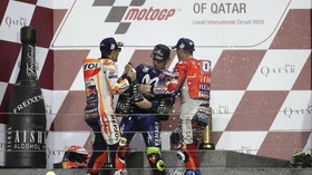 Rossi Merasa Minder Balapan dengan Marquez dan Dovizioso