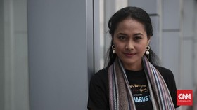 Putri Ayudya - Donny Alamsyah Main di Tunnel versi Indonesia
