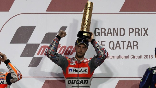 Pebalap Andrea Dovizioso menunggu penawaran kontrak baru dari Ducati termasuk adanya kenaikan gaji.