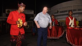 Wali Kota Liverpool Jalan-jalan ke Tunjungan Surabaya