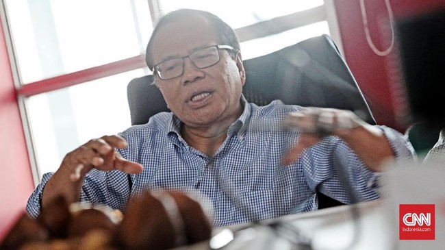 Hari ini, mantan Menko Kemaritiman Rizal Ramli menyambangi Balai Kota DKI untuk bertemu Sandiaga yang didampingi M Taufik membahas pilpres 2019.