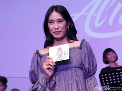 Cerita Lain di Balik Pernikahan Alika dengan Raja Siregar