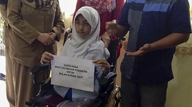 Tulis Surat untuk Jokowi, Bocah Difabel Riau Dapat Kursi Roda