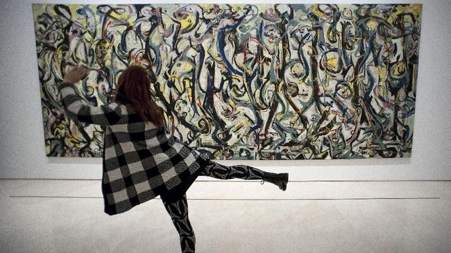 Lukisan Jackson Pollock yang dijual sudah ada sejak 1950 dan diprediksi bisa terjual dengan harga US$25 juta atau Rp344 miliar.