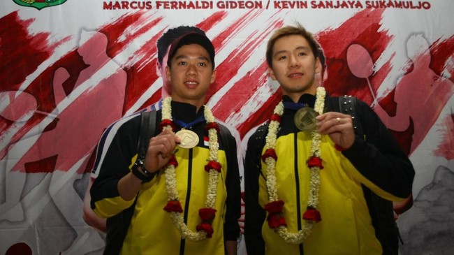 Pelatih ganda putra Herry Iman Pierngadi menilai kehadiran Ahsan/Hendra tetap penting untuk perkembangan Kevin/Marcus.