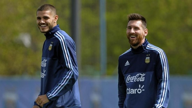 Tidak ada ancaman berarti yang diberikan keempat penyerang pilihan Jorge Sampaoli di timnas Argentina. Pertanda Argentina membutuhkan Mauro Icardi?