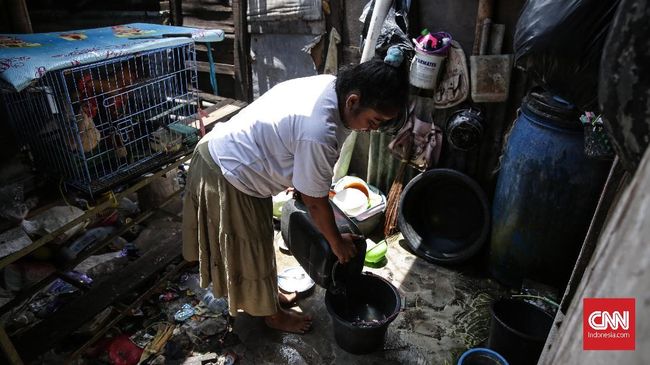 Sebuah studi pada 2020 menemukan hampir 70 persen dari 20 ribu sumber air minum rumah tangga yang diuji di Indonesia tercemar limbah tinja.