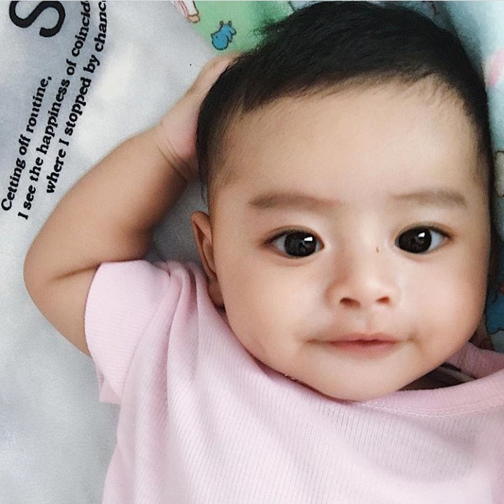 <p>Ganteng banget kamu, Nak. (Foto: Instagram @melodyprima)</p>