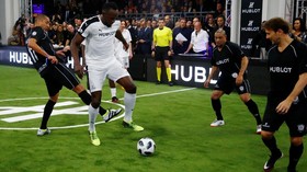 Batshuayi Takut Kalah Bersaing dengan Usain Bolt