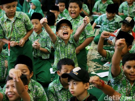 Ketahui Biaya Sekolah SD Al Azhar Wilayah Jabodetabek 2023/2024, Cek yuk Bun