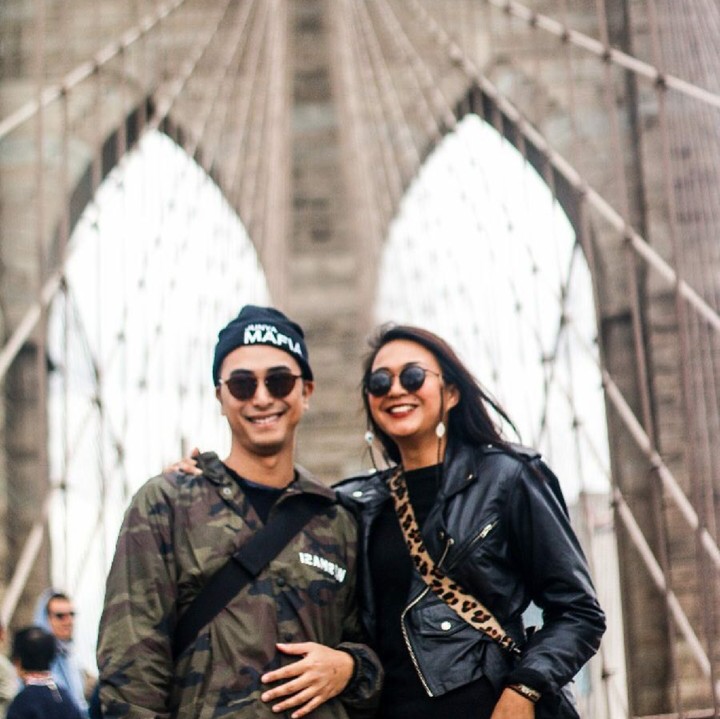 <p>Mereka juga sering liburan bareng. (Foto: Instagram/kenesandari)  </p>