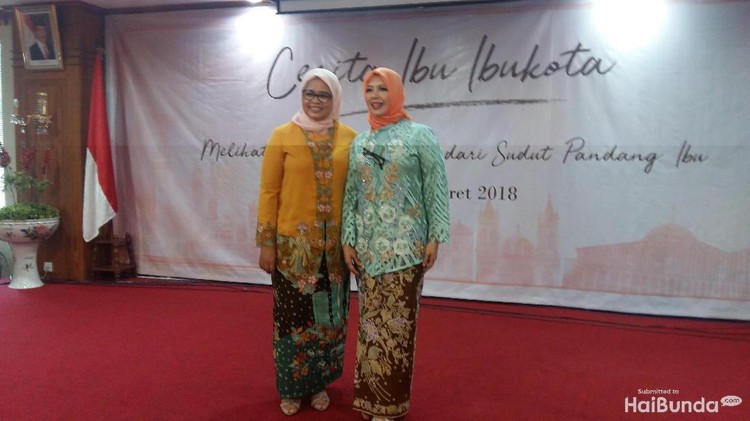 Seperti apa sosok ibu menurut pandangan Fery Farhati Baswedan dan Nur Asia Uno?