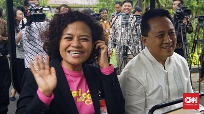 Jokowi Panggil Mira Lesmana dan Triawan Munaf soal Film Anak