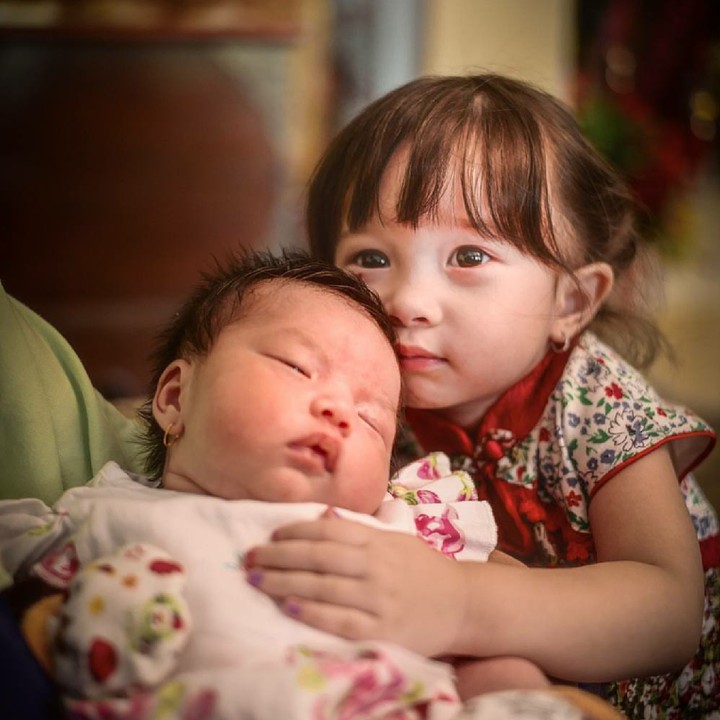 <p>Jemma sayang banget sama adiknya. (Foto: Instagram/marulitampubolon)</p>