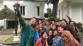 Kehebohan Wartawan dan Staf Istana Lihat Egy Maulana