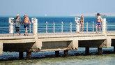 FOTO: Tergoda Rayuan Biru di Laut Merah Rayuan Laut Merah kembali membuat wisatawan tertarik untuk menjejakkan kaki di Mesir -- negara yang industri pariwisatanya sempat porak-poranda.