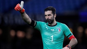 Buffon Segera Umumkan Pensiun