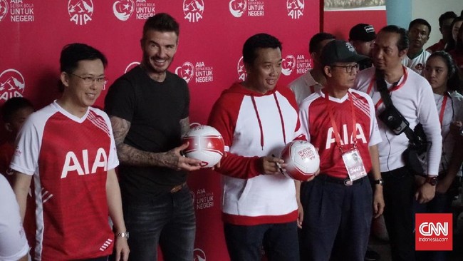 David Beckham kembali menyambangi Indonesia untuk kali ketiga. Menpora RI Imam Nahrawi pun berkelakar mengajaknya makan sate.