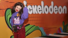 FOTO: Busana 'Ngejreng' Selebriti di Kids Choice Awards 2018