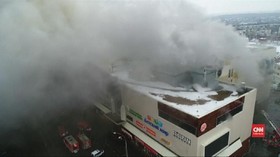 VIDEO: Mall di Siberia Kebakaran, Puluhan Orang Tewas