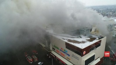 img-title VIDEO: Mall di Siberia Kebakaran, Puluhan Orang Tewas