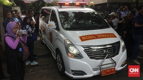 Jenazah Probosutedjo Diterbangkan ke Yogyakarta