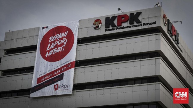 Beberapa menteri yang duduk di Kabinet Kerja membantah klaim ICW yang mengatakan bahwa sejumlah menteri tidak pernah rutin melaporkan LHKPN ke KPK.